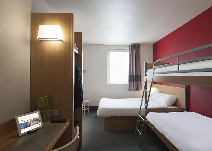 酒店 Sud 瓦朗斯