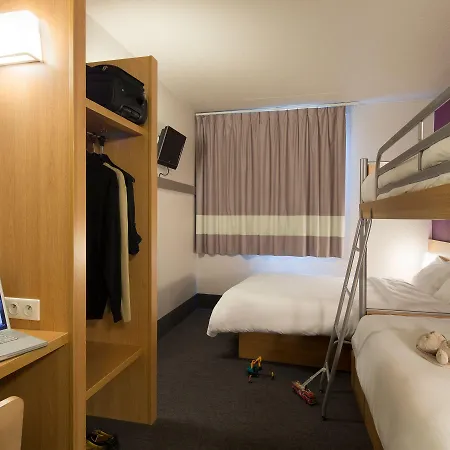 Sud Hotel 2*