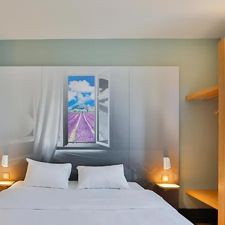 Sud Hotel 2*